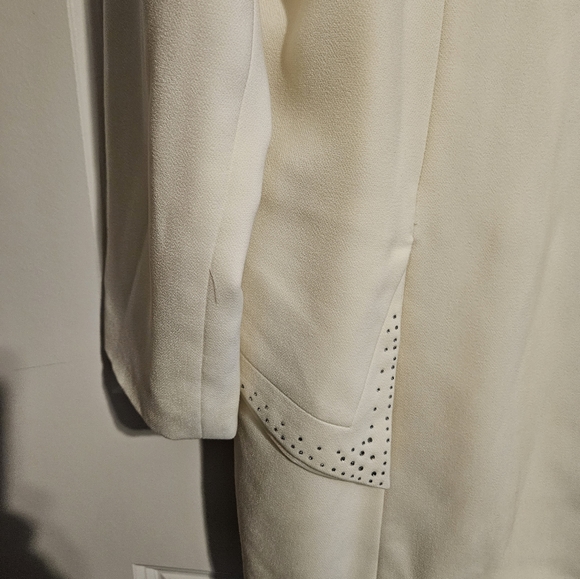 Women's plus size 22 cream two piece suit - Picture 3 of 10